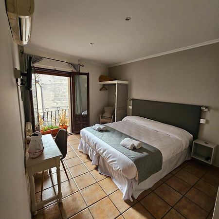 Hostal La Campana Toledo Eksteriør billede