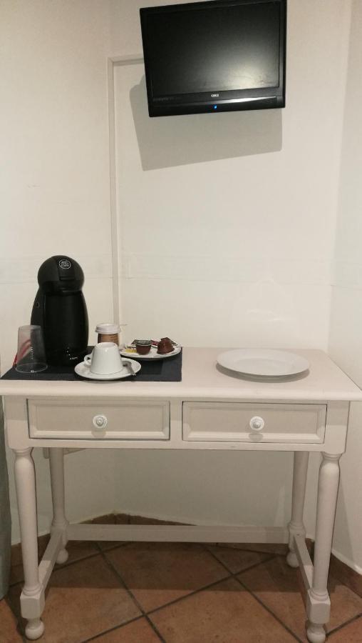 Hostal La Campana Toledo Eksteriør billede