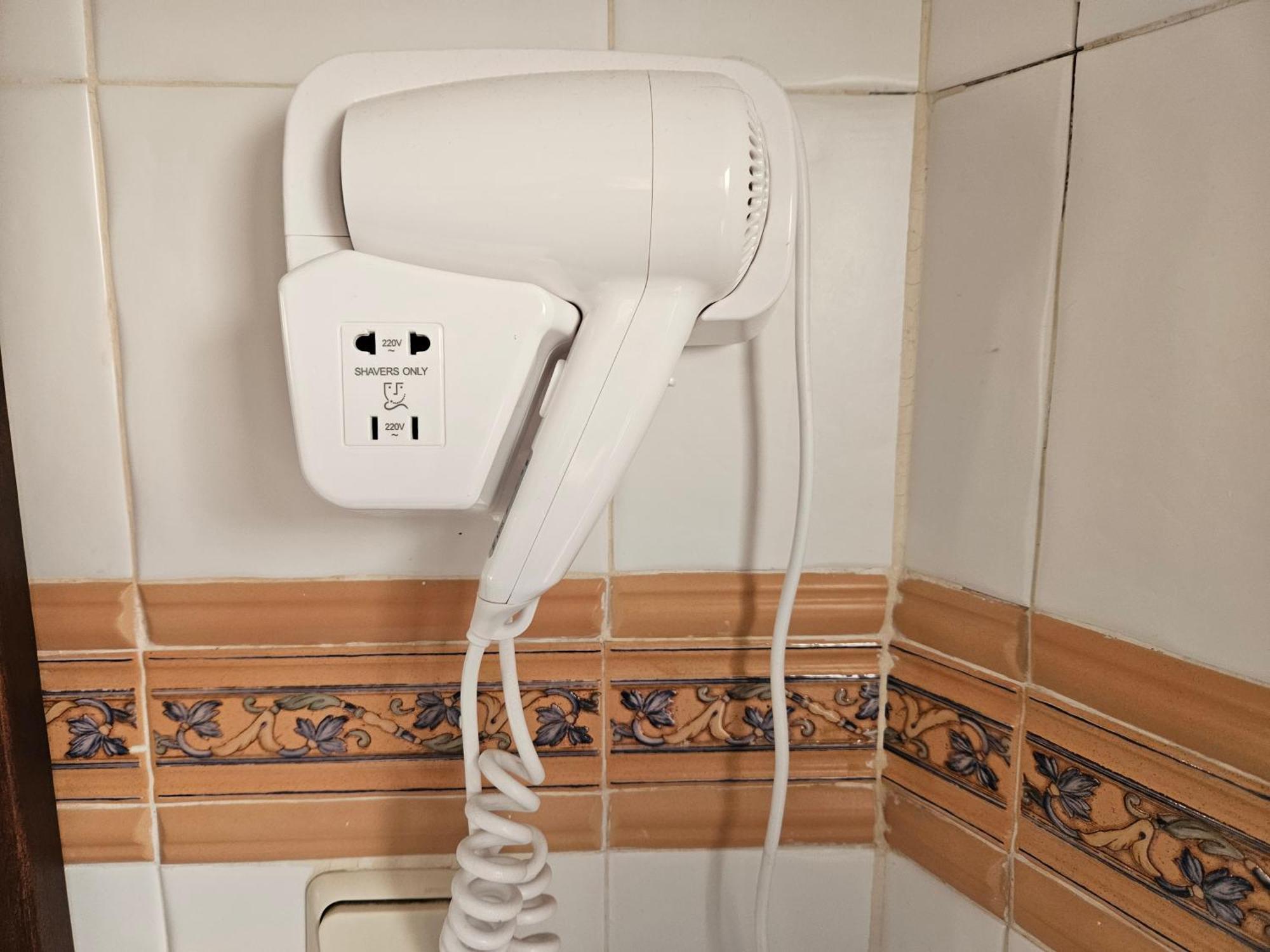 Hostal La Campana Toledo Eksteriør billede