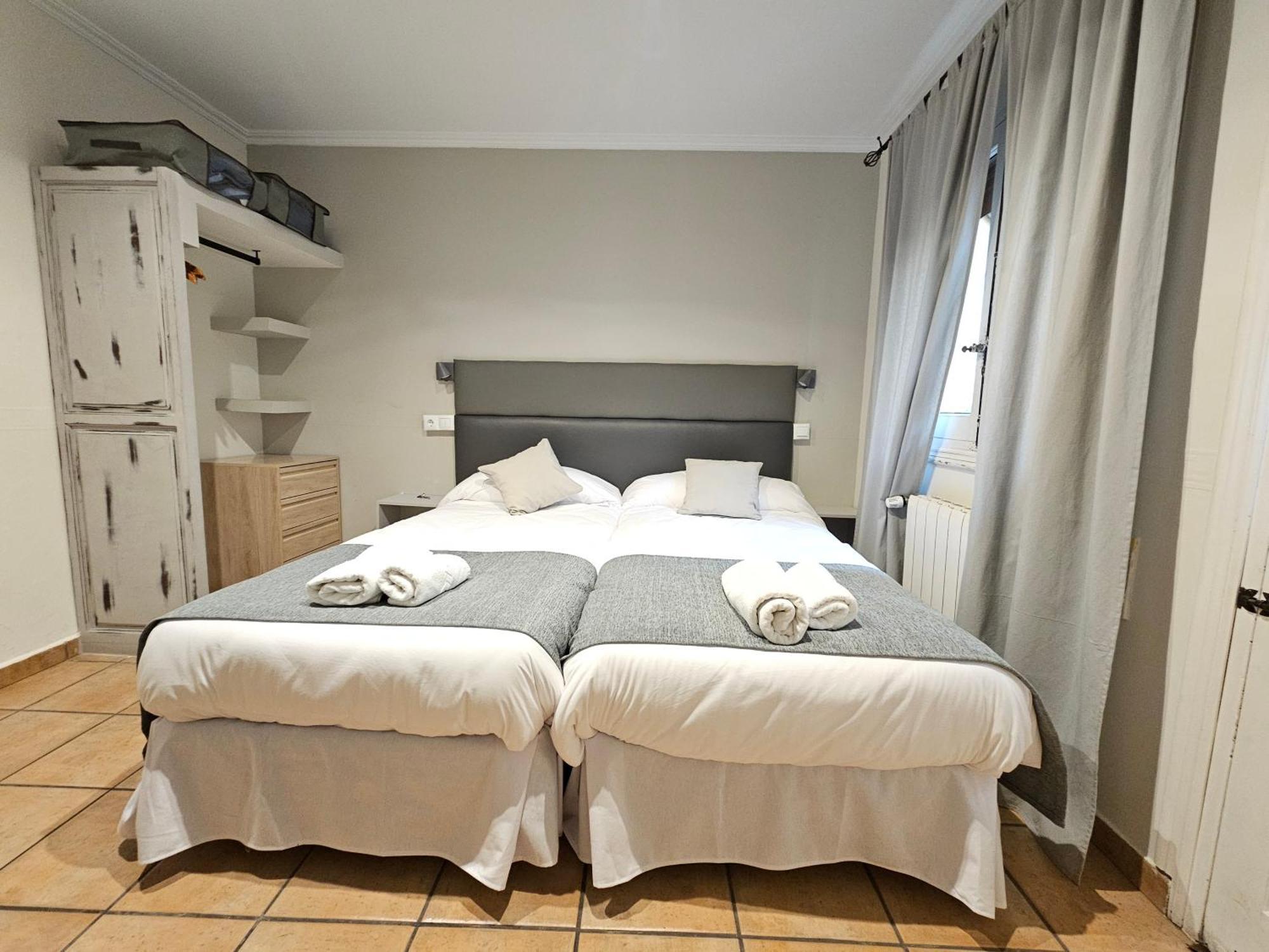 Hostal La Campana Toledo Eksteriør billede