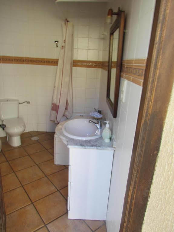 Hostal La Campana Toledo Eksteriør billede