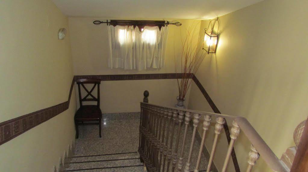 Hostal La Campana Toledo Eksteriør billede