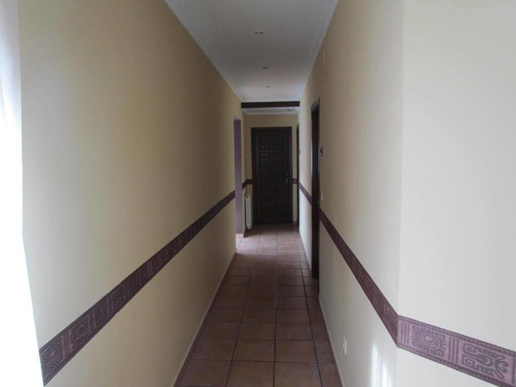 Hostal La Campana Toledo Eksteriør billede