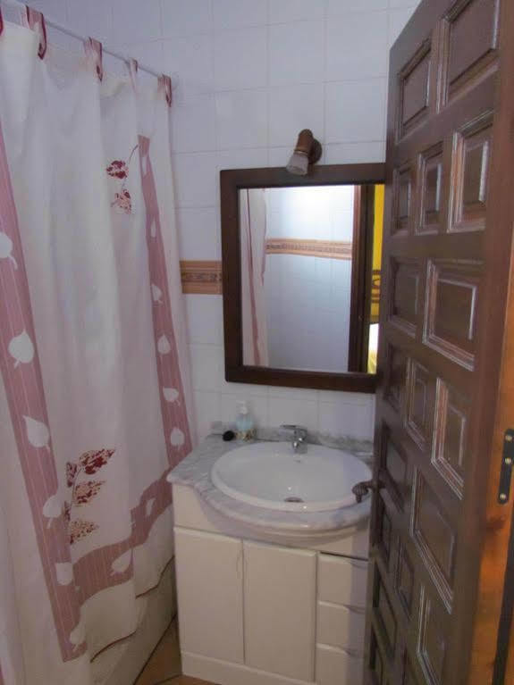 Hostal La Campana Toledo Eksteriør billede